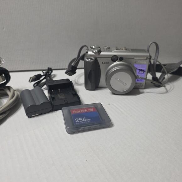 Canon PowerShot G3 4.0MP Digital Camera w Charger + SD Card UNTESTED Read As IS - Picture 9 of 9